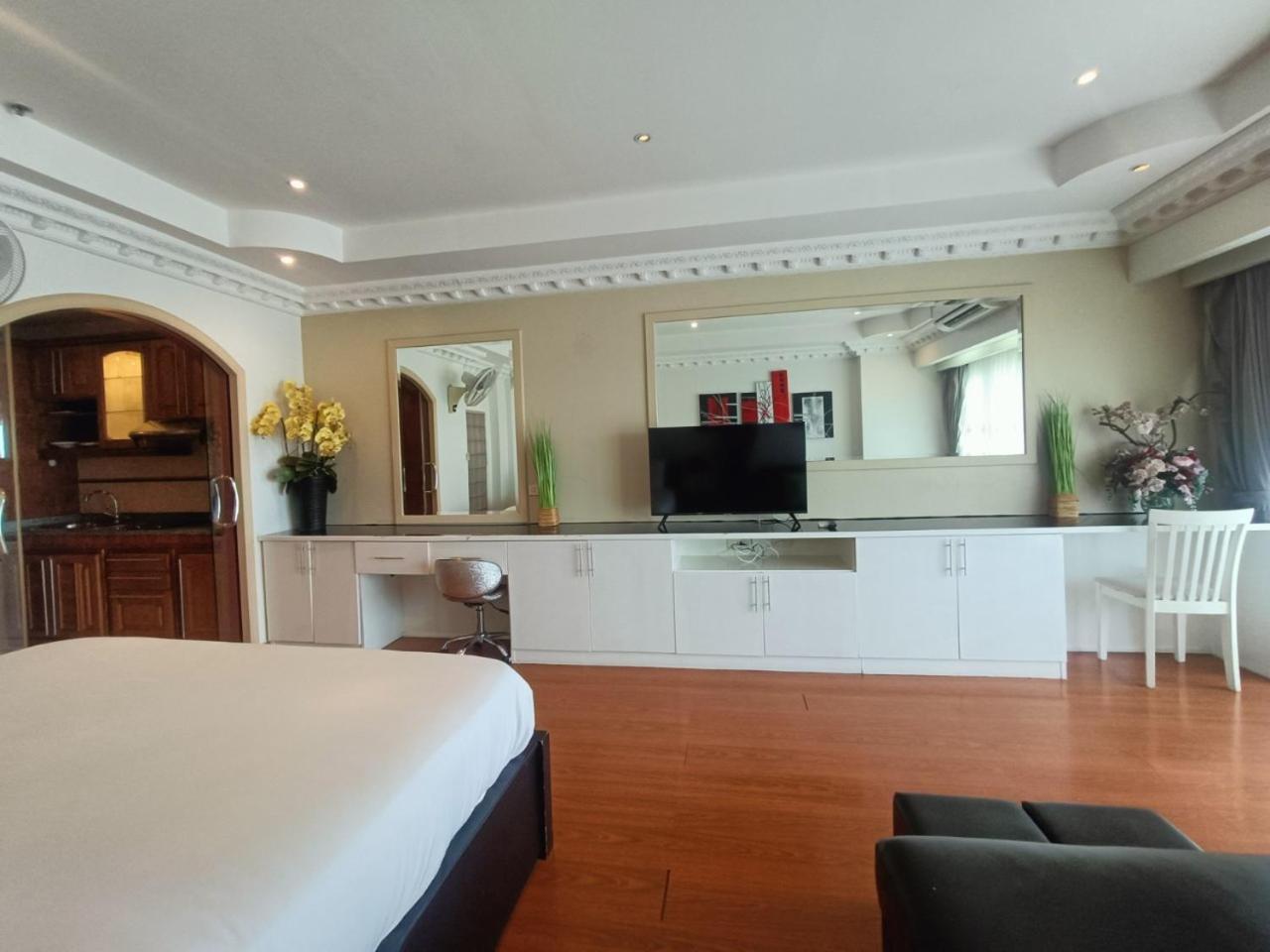 View Talay 6 Pattaya Beach Apartment By Honey Bagian luar foto