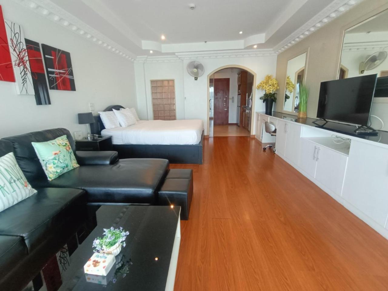 View Talay 6 Pattaya Beach Apartment By Honey Bagian luar foto
