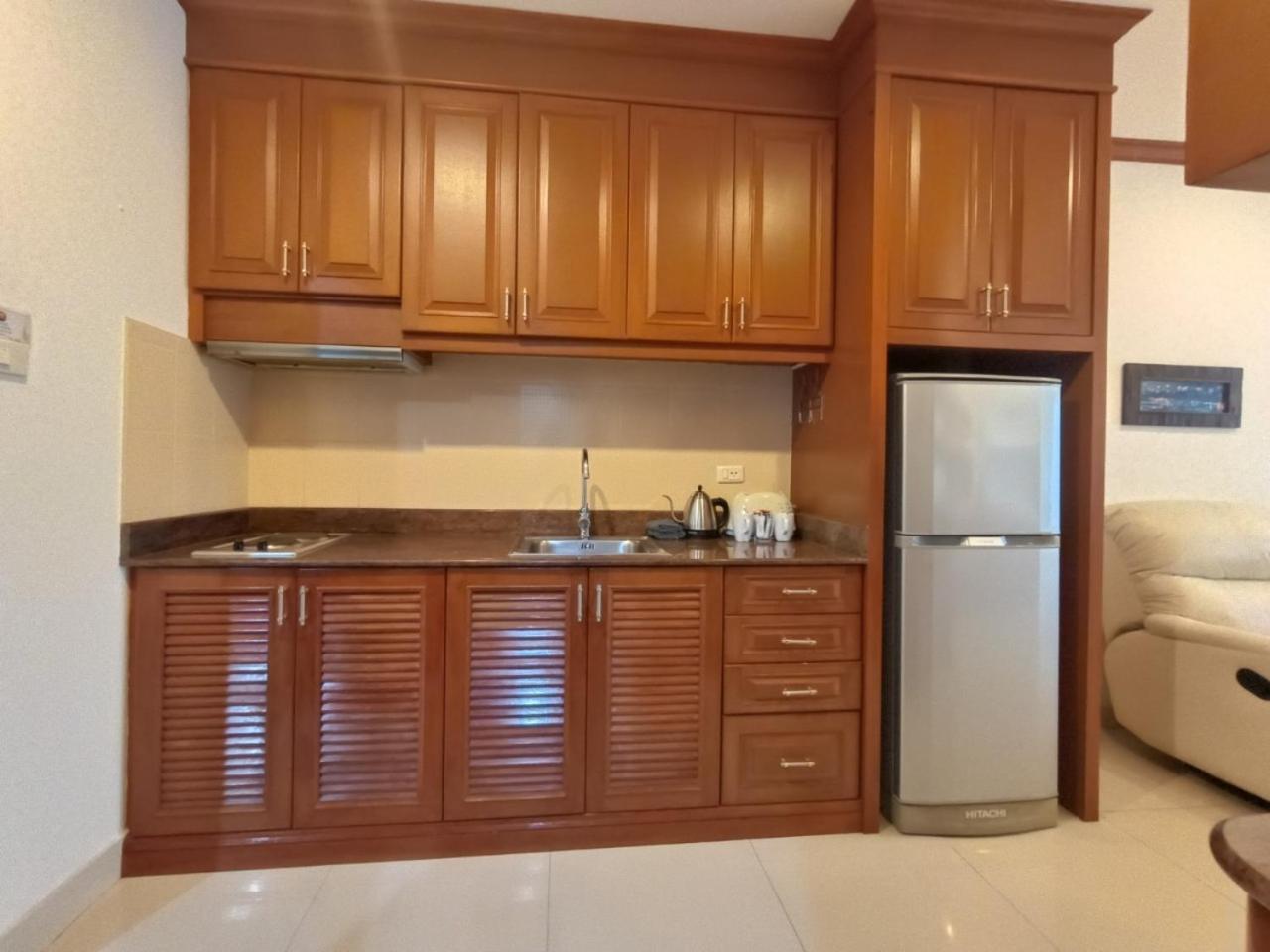 View Talay 6 Pattaya Beach Apartment By Honey Bagian luar foto