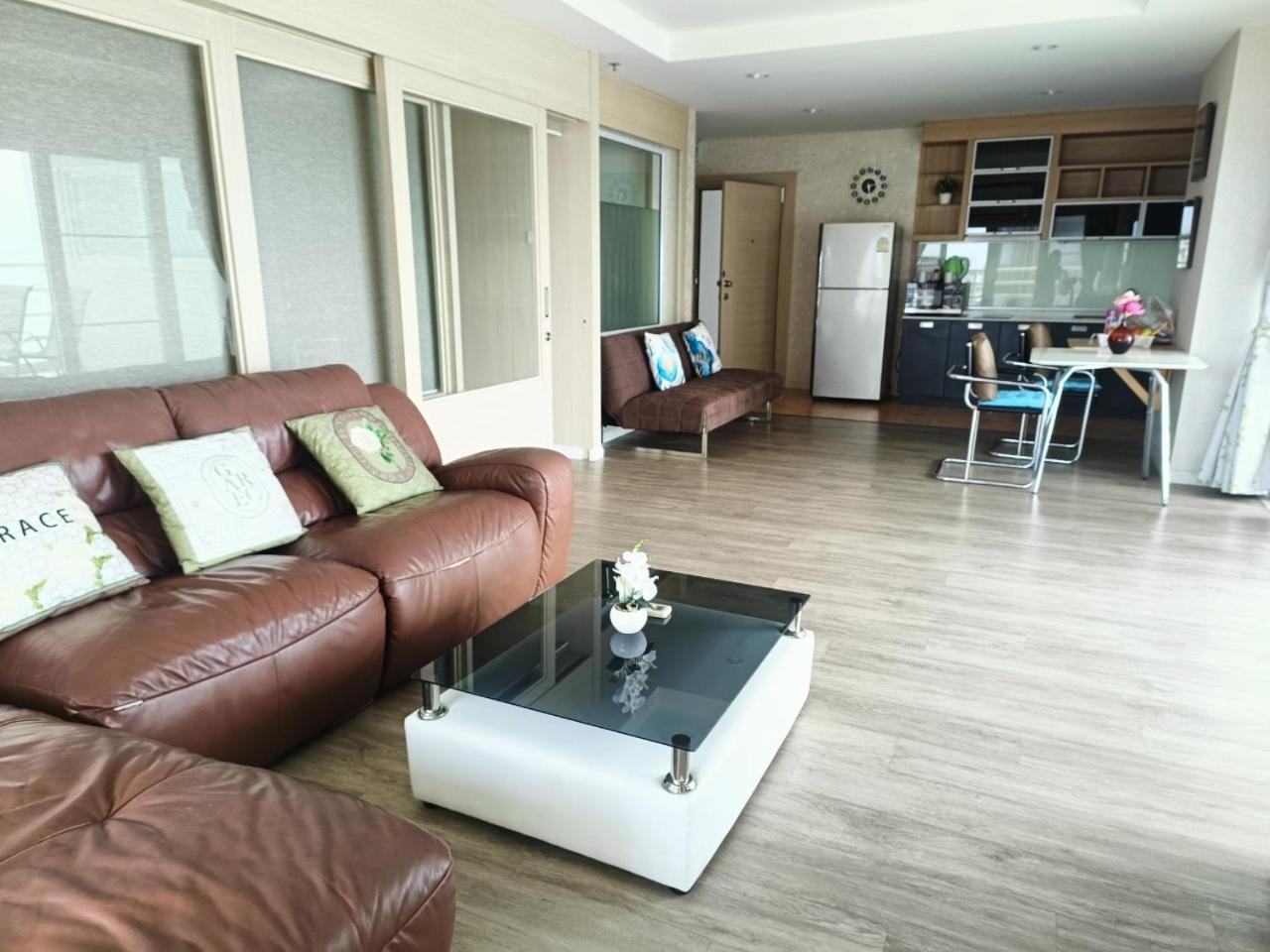 View Talay 6 Pattaya Beach Apartment By Honey Bagian luar foto