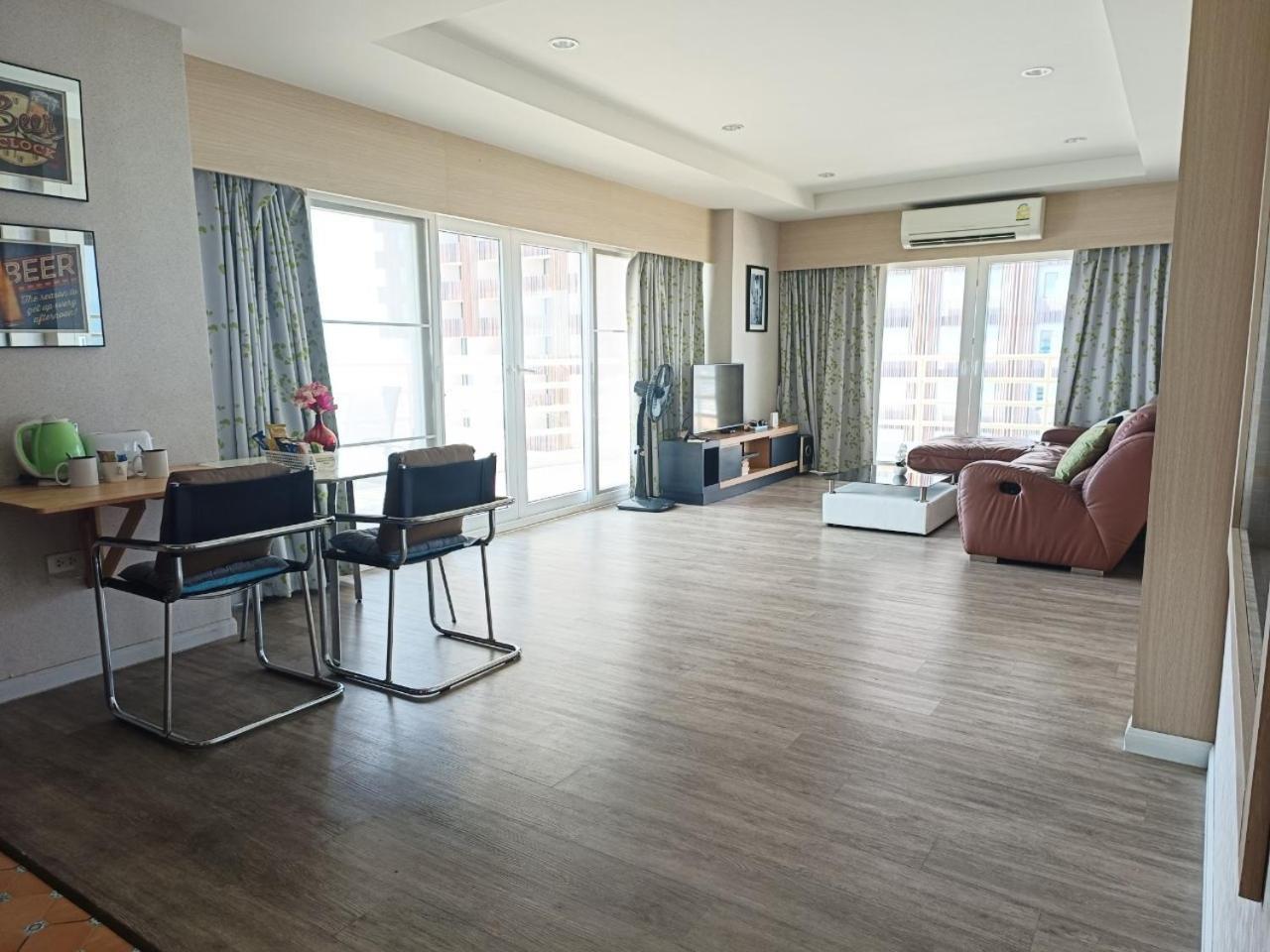 View Talay 6 Pattaya Beach Apartment By Honey Bagian luar foto