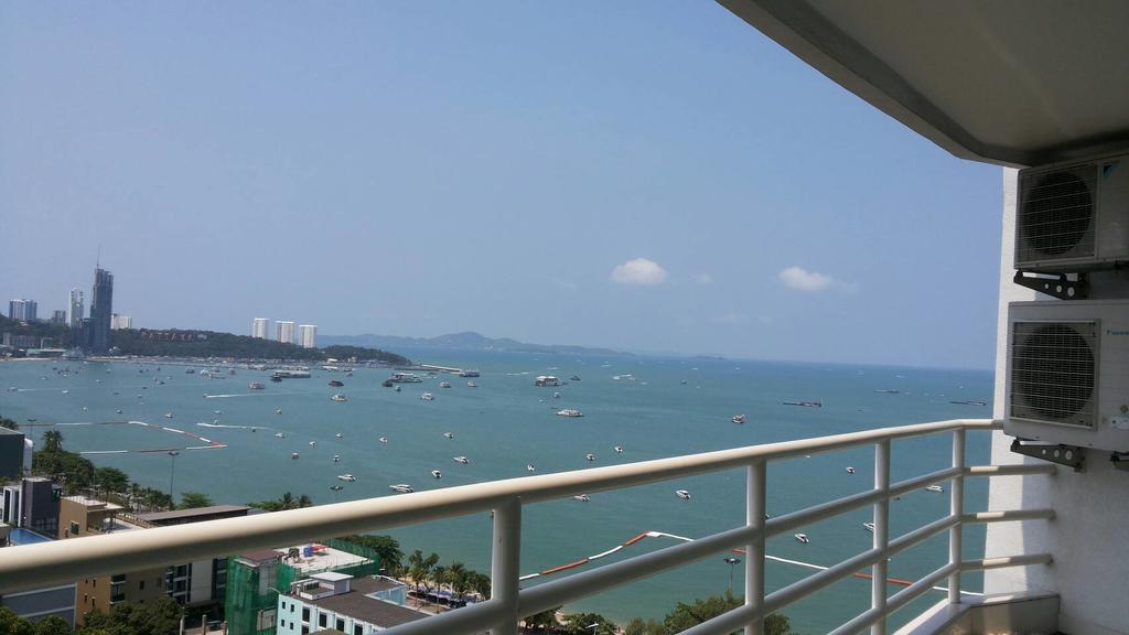 View Talay 6 Pattaya Beach Apartment By Honey Bagian luar foto