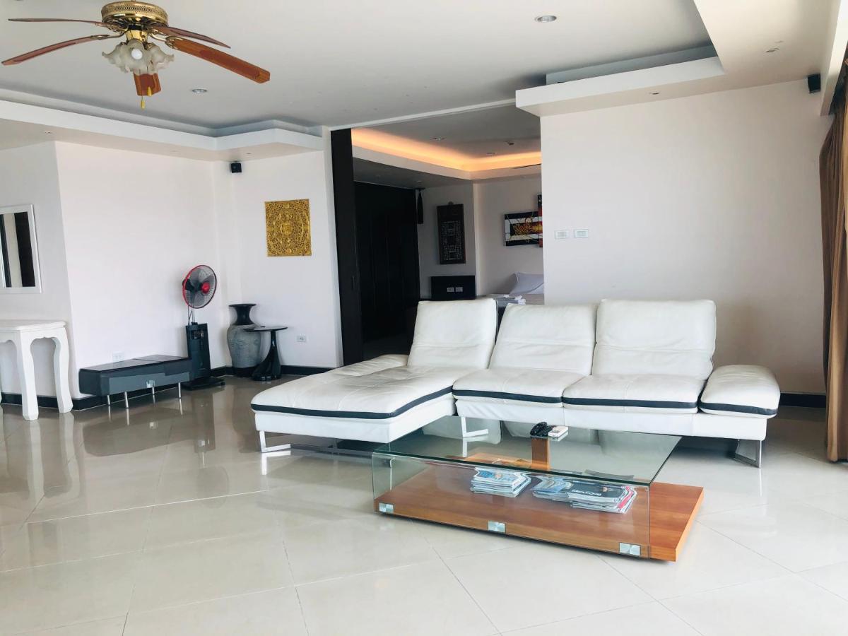 View Talay 6 Pattaya Beach Apartment By Honey Bagian luar foto